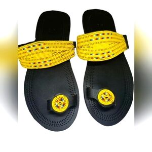 handcrafted beaded leather one toe sandals size 8